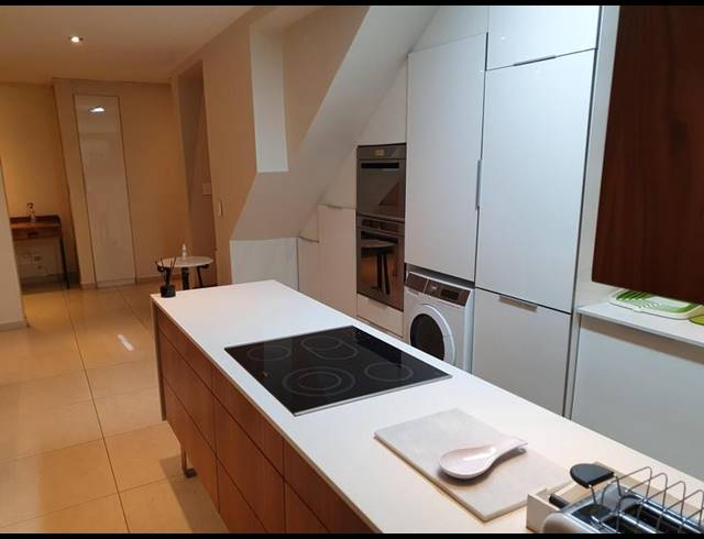 1 BEDROOM APARTMENT FOR SALE IN STRATHAVON